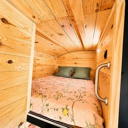 Camping Roulotte Cowboy - Tiny House Insolite *