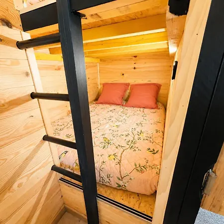 Roulotte Cowboy - Tiny House Insolite Camping Mignaloux-Beauvoir